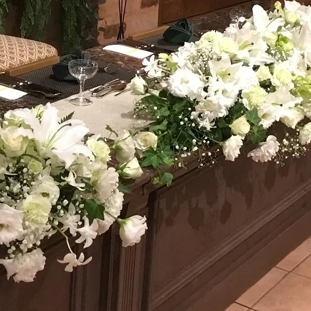 ホワイトグリーンの高砂装花